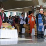 Wali Kota Wesly dan Ny Liswati Bersama Para Guru Peringati Hari Guru Nasional